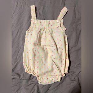 Piglo Girls Baby onesie